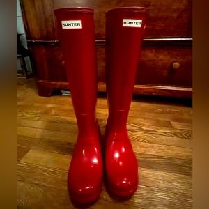Hunter Original Tall Gloss Wellie Rain Boots Military Red. Sz 8